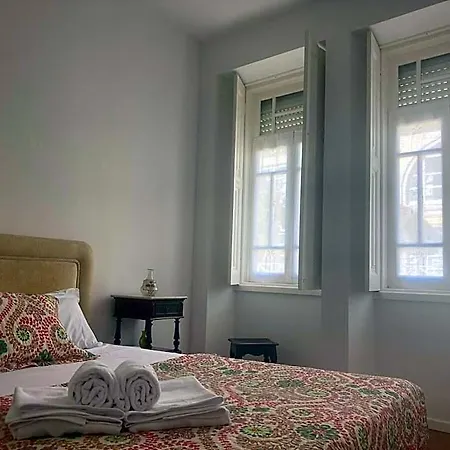 מלון Casa Da Genoveva - Tipica Casa Da Beira-mar 3*